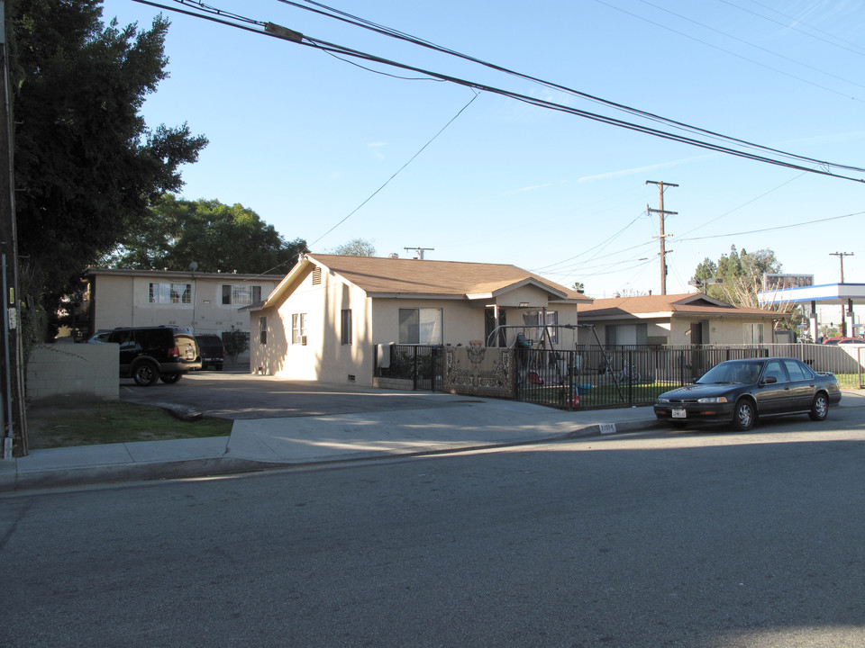 11016 Mcgirk Ave in El Monte, CA - Building Photo