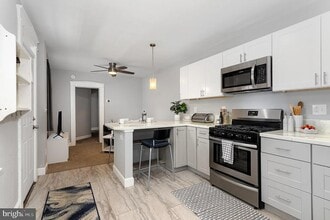 442 Poplar St, Unit 2 in Lancaster, PA - Foto de edificio - Building Photo
