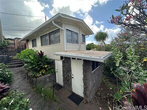 1440 Kapiolani Blvd in Honolulu, HI - Building Photo - Building Photo
