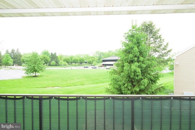 208 Kelly Ct in Wyomissing, PA - Foto de edificio - Building Photo