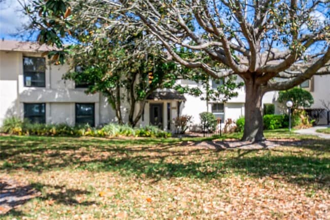 200 Maitland Ave in Altamonte Springs, FL - Foto de edificio - Building Photo