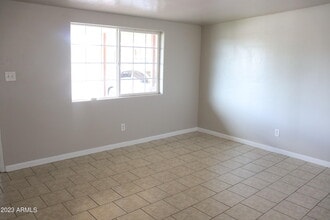 1052 Chaparral Cir in Sierra Vista, AZ - Building Photo - Building Photo