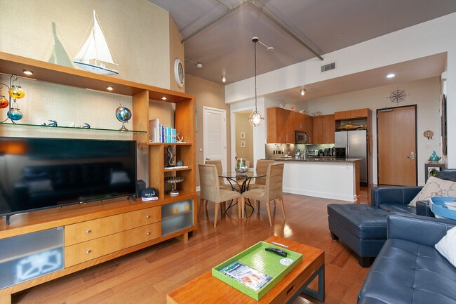 1050 Island Ave, Unit Furnished Monthly Lease in San Diego, CA - Building Photo - Building Photo