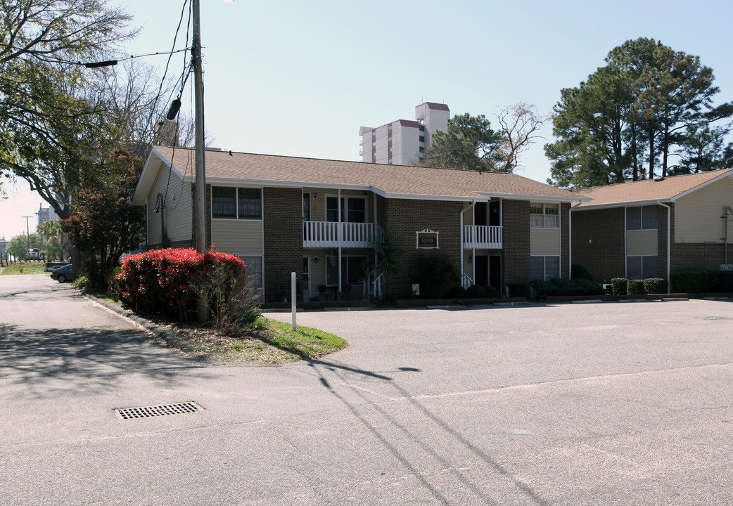 Sandwood Square in Myrtle Beach, SC - Building Photo