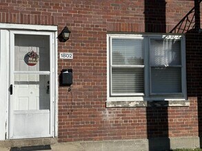 1802 La Salle Pl in Louisville, KY - Building Photo - Building Photo