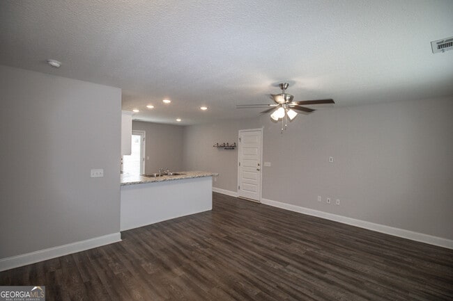 136 Bull Bay Dr in Statesboro, GA - Building Photo - Building Photo