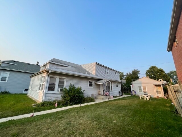 3449 N Oketo Ave in Chicago, IL - Building Photo