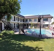 Garden Bay Apartments in Garden Grove, CA - Building Photo