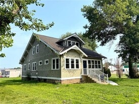 1333 1st Ave in Gibbon, MN - Building Photo