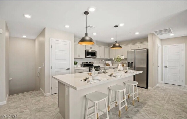 4258 Vivenda St in Las Vegas, NV - Building Photo - Building Photo