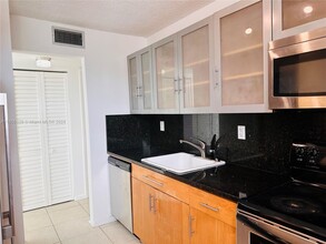 1250 Alton Rd, Unit 5F in Miami Beach, FL - Building Photo - Building Photo