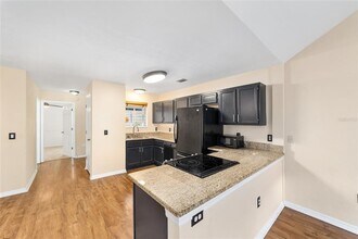 9778 SW 52 Ln in Gainesville, FL - Building Photo - Building Photo
