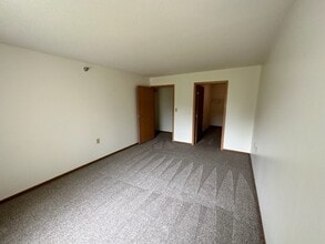 Summerfield of Ada in Ada, MN - Foto de edificio - Building Photo