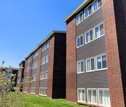 38 Pasadena Crescent in St John's, NL - Building Photo - Building Photo