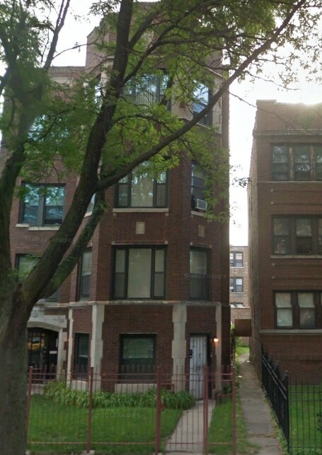 6900 S Paxton Ave in Chicago, IL - Foto de edificio