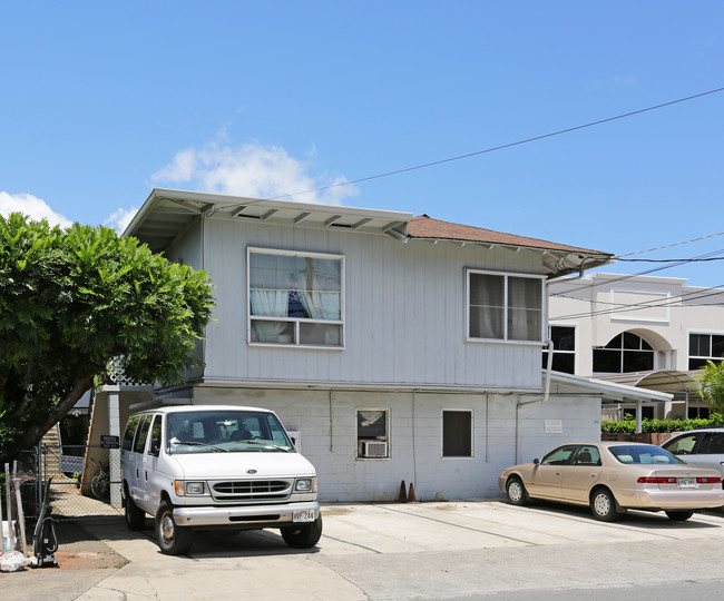 2920 Kaimuki Ave in Honolulu, HI - Building Photo - Building Photo