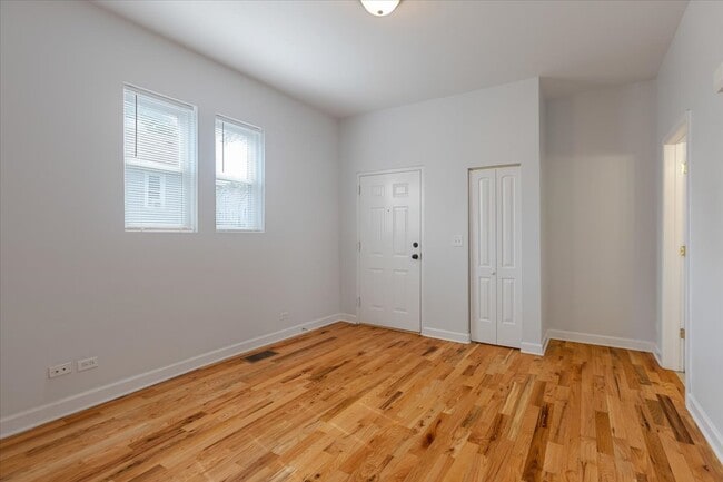 1234 W 49th Pl in Chicago, IL - Building Photo - Building Photo