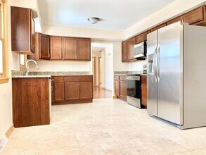 11638 N Bobolink Ln in Mequon, WI - Building Photo - Building Photo