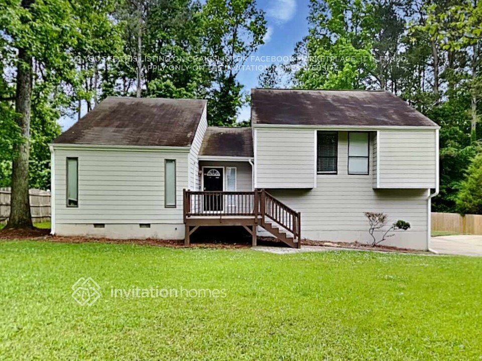2672 Deerfield Cir in Marietta, GA - Building Photo