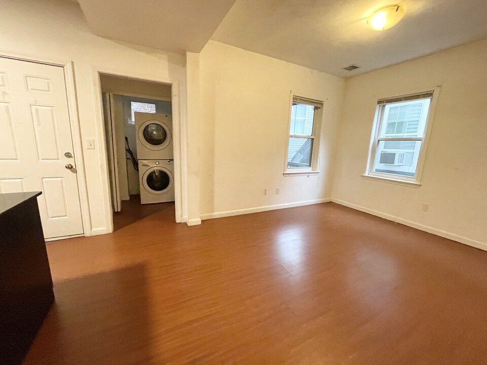 93A Hillside St, Unit 2 in Boston, MA - Building Photo