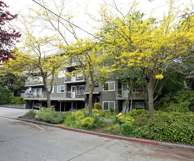 Ballard Landing in Seattle, WA - Building Photo - Building Photo