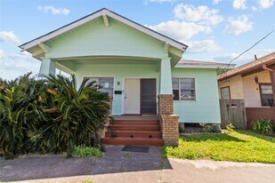 1521 Avenue O in Galveston, TX - Building Photo