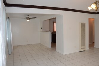 1218 N Park Western Dr-Unit -Apt #3 in Los Angeles, CA - Building Photo - Building Photo
