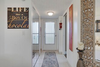 3755 Via Poinciana in Greenacres, FL - Building Photo - Building Photo