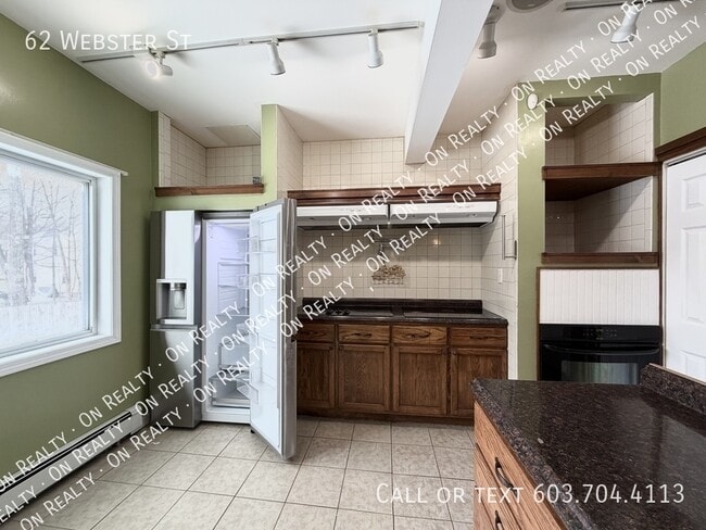 62 Webster St in Laconia, NH - Building Photo - Building Photo