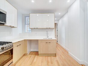 151 Williams Ave in Jersey City, NJ - Building Photo - Building Photo