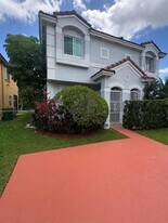 993 NE 3rd Ave in Homestead, FL - Building Photo