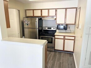 1091 S Hiawassee Rd in Orlando, FL - Building Photo - Building Photo