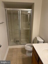 6231 Glen Wood Loop in Manassas, VA - Foto de edificio - Building Photo