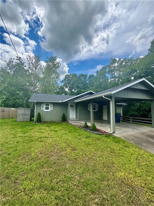 5 Dunholme Dr in Bella Vista, AR - Building Photo