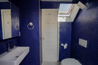 158 N Avenue 25, Unit Upstairs in Los Angeles, CA - Foto de edificio - Building Photo