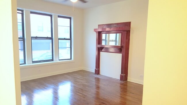 4408 N Hazel St in Chicago, IL - Building Photo - Building Photo
