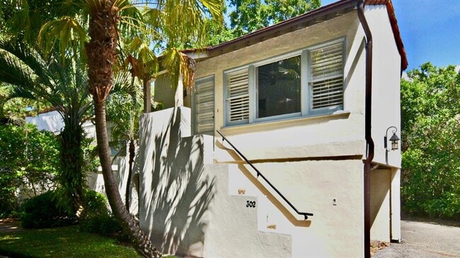 544 N Knowles Ave in Winter Park, FL - Foto de edificio - Building Photo