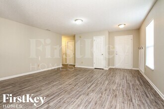 10734 Pavilion Dr in Indianapolis, IN - Building Photo - Building Photo