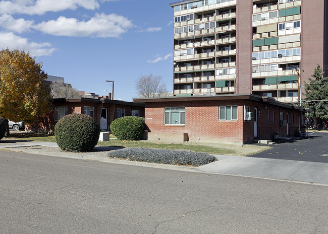 221 W 14th St in Pueblo, CO - Foto de edificio - Building Photo