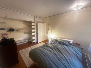988 Memorial Dr, Unit 283 in Cambridge, MA - Building Photo - Building Photo