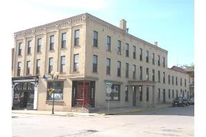 101 W Huron St in Berlin, WI - Foto de edificio - Building Photo