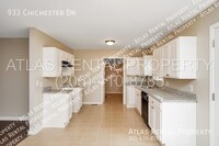 933 Chichester Dr photo'