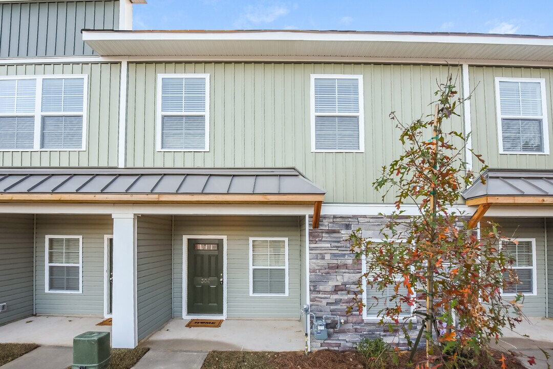 304 High Grv Wy in Columbia, SC - Building Photo