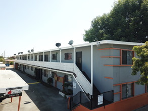 El Segundo Apartments in Compton, CA - Building Photo - Other