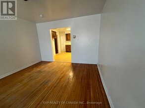 82 Dwyer Ave in Timmins, ON - Building Photo - Building Photo