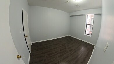 105 Park Ave in East Orange, NJ - Building Photo - Floor Plan