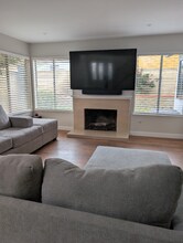 17646 Rainsbury Ave in Carson, CA - Building Photo - Building Photo