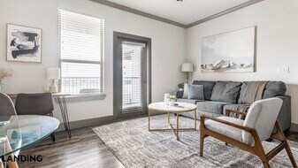 12500 Shadowglen Trce, Unit 9304 in Manor, TX - Building Photo