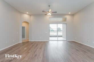 10109 Caraway Spice Ave in Riverview, FL - Foto de edificio - Building Photo