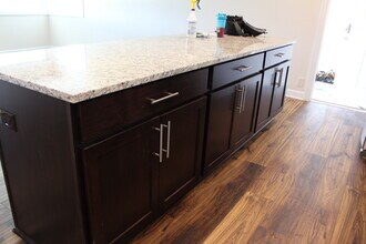 N72W15542 Good Hope Rd in Menomonee Falls, WI - Building Photo - Building Photo